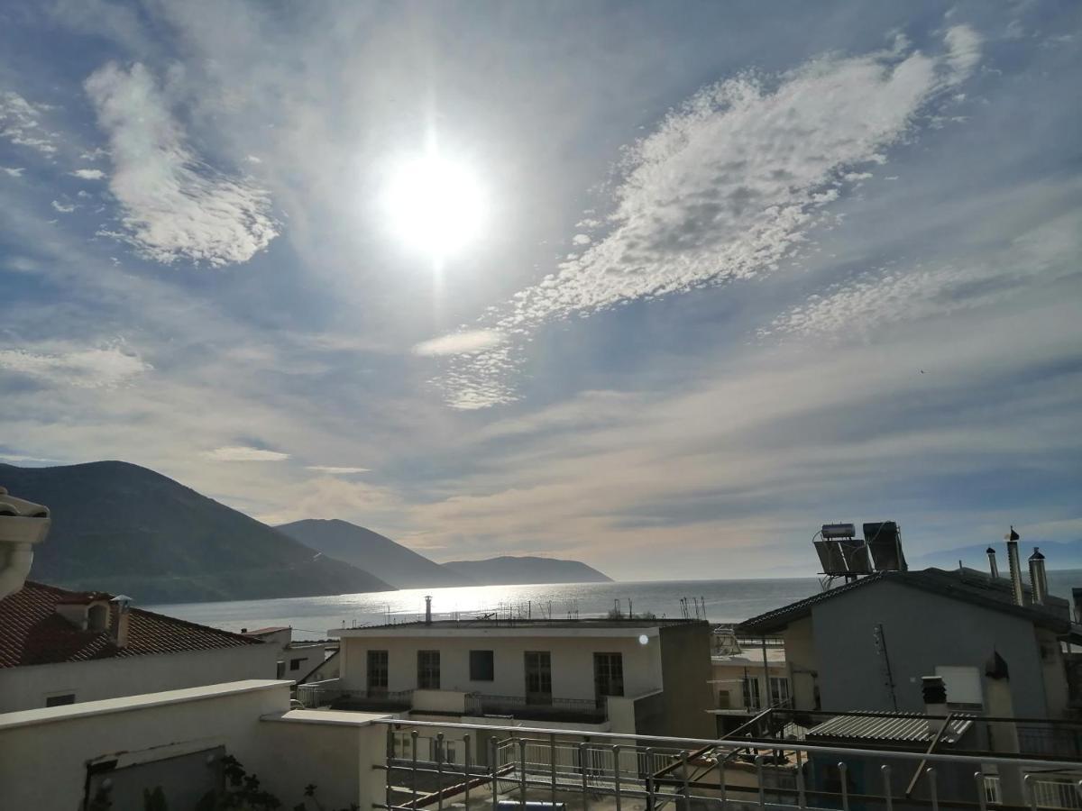 Luxury Seafront House Nearby Delphi Leilighet Kirra Eksteriør bilde